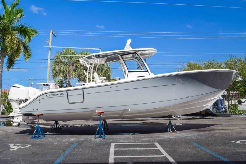 Thumbnail 3 for New 2019 Cobia 344 Center Console boat for sale in West Palm Beach, FL