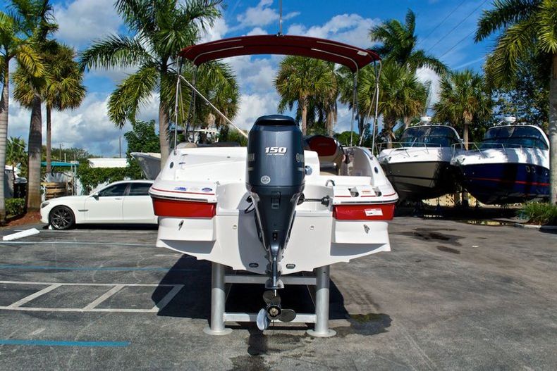 Thumbnail 7 for New 2014 Hurricane SunDeck Sport SS 203 OB boat for sale in West Palm Beach, FL