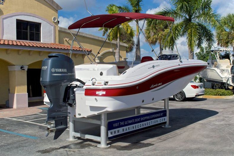 Thumbnail 8 for New 2014 Hurricane SunDeck Sport SS 203 OB boat for sale in West Palm Beach, FL
