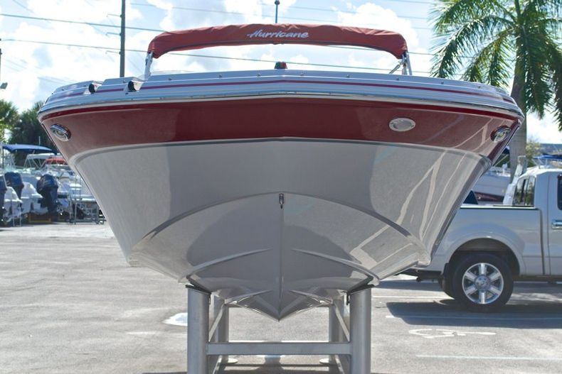 Thumbnail 11 for New 2014 Hurricane SunDeck Sport SS 203 OB boat for sale in West Palm Beach, FL