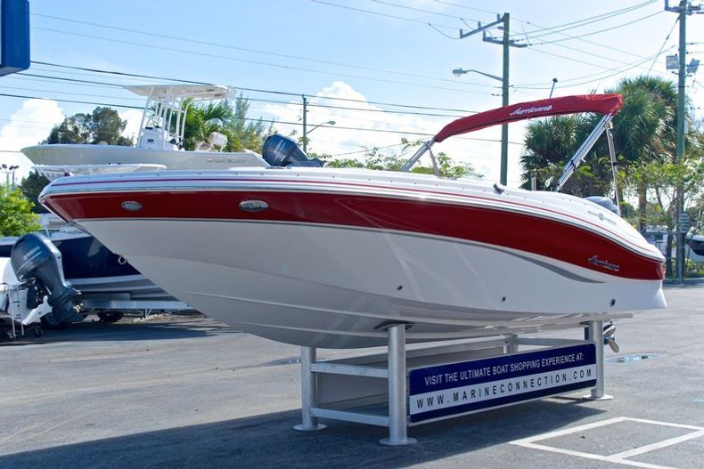 Thumbnail 12 for New 2014 Hurricane SunDeck Sport SS 203 OB boat for sale in West Palm Beach, FL