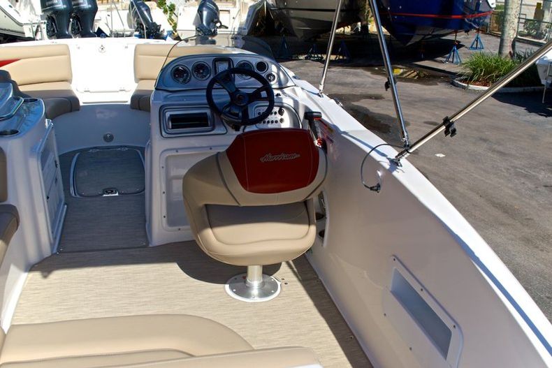 Thumbnail 32 for New 2014 Hurricane SunDeck Sport SS 203 OB boat for sale in West Palm Beach, FL