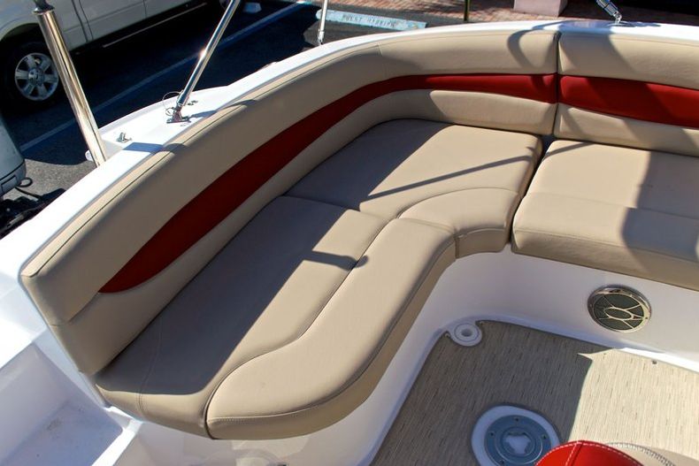 Thumbnail 42 for New 2014 Hurricane SunDeck Sport SS 203 OB boat for sale in West Palm Beach, FL