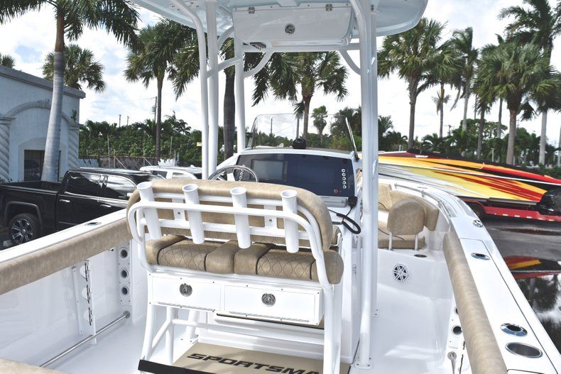 Thumbnail 11 for New 2019 Sportsman Heritage 231 Center Console boat for sale in West Palm Beach, FL