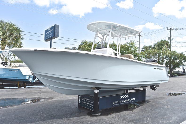 Thumbnail 3 for New 2019 Sportsman Heritage 231 Center Console boat for sale in West Palm Beach, FL