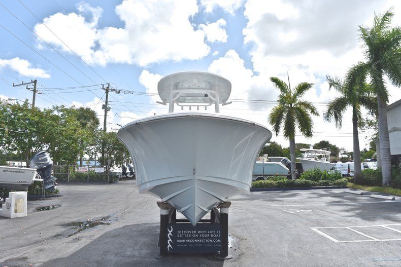 Thumbnail 2 for New 2019 Sportsman Heritage 231 Center Console boat for sale in West Palm Beach, FL