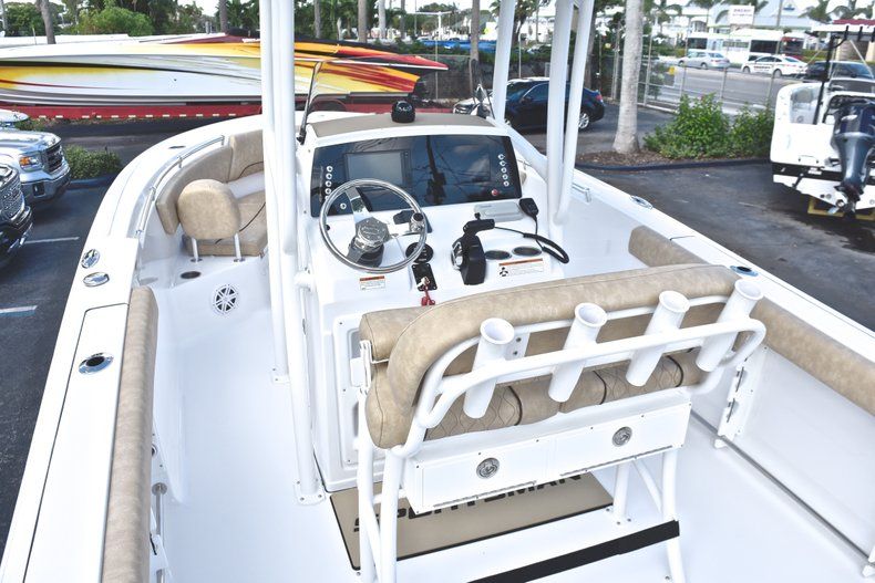 Thumbnail 27 for New 2019 Sportsman Heritage 231 Center Console boat for sale in West Palm Beach, FL