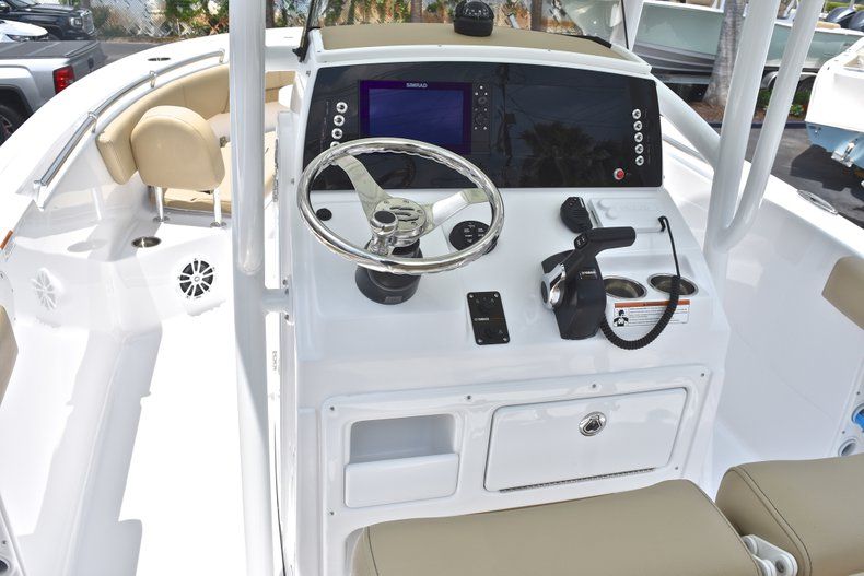 Thumbnail 28 for New 2018 Sportsman Heritage 231 Center Console boat for sale in Miami, FL