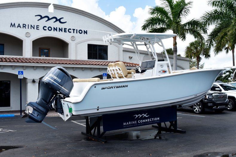 Thumbnail 9 for New 2019 Sportsman Heritage 241 Center Console boat for sale in West Palm Beach, FL