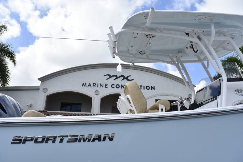 Thumbnail 10 for New 2019 Sportsman Heritage 241 Center Console boat for sale in West Palm Beach, FL