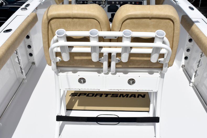 Thumbnail 26 for New 2019 Sportsman Heritage 241 Center Console boat for sale in West Palm Beach, FL
