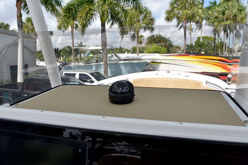 Thumbnail 35 for New 2019 Sportsman Heritage 241 Center Console boat for sale in West Palm Beach, FL