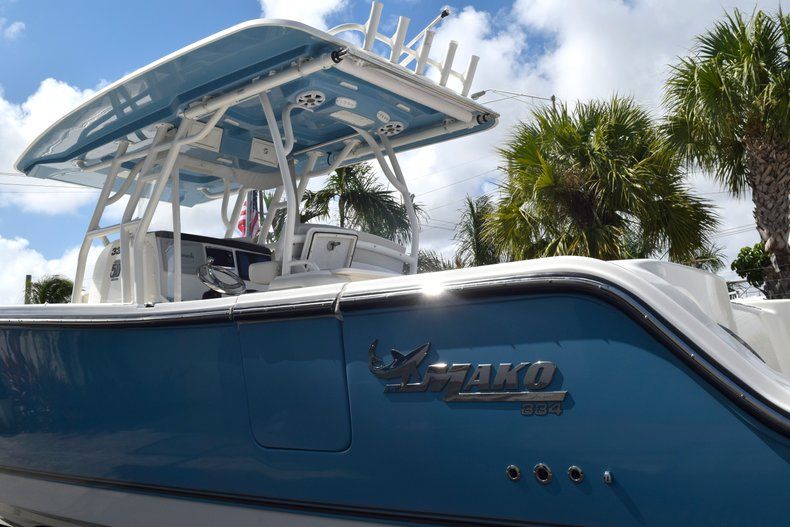 Thumbnail 9 for Used 2017 Mako 334 Center Console boat for sale in Fort Lauderdale, FL