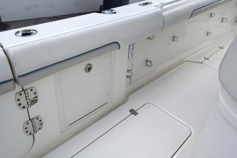 Thumbnail 25 for Used 2017 Mako 334 Center Console boat for sale in Fort Lauderdale, FL
