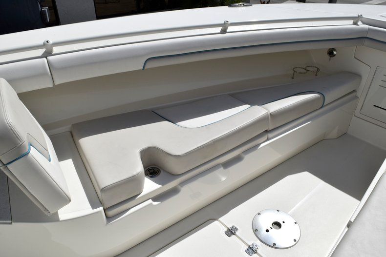 Thumbnail 76 for Used 2017 Mako 334 Center Console boat for sale in Fort Lauderdale, FL