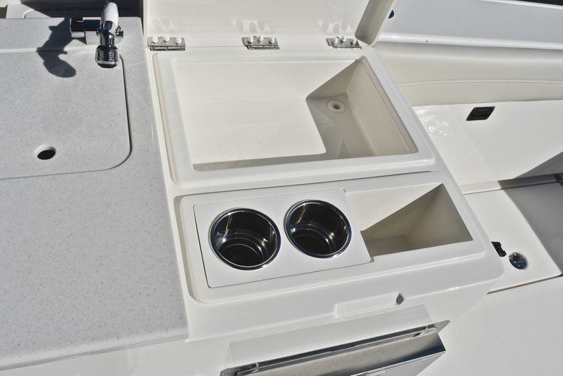 Thumbnail 32 for New 2019 Cobia 280 DC Dual Console boat for sale in West Palm Beach, FL