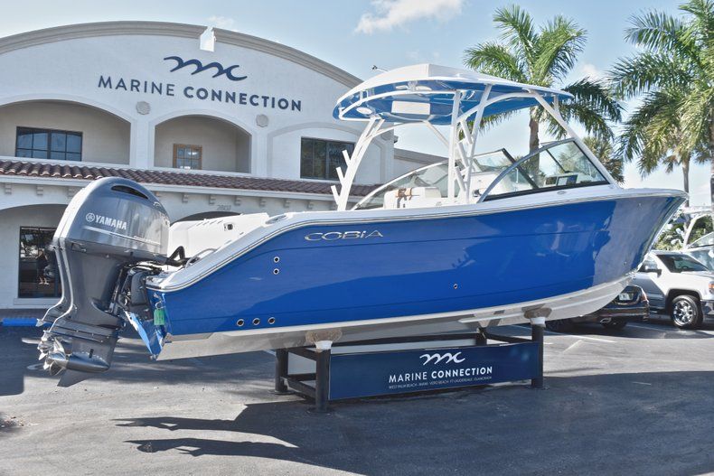 Thumbnail 8 for New 2019 Cobia 280 DC Dual Console boat for sale in West Palm Beach, FL