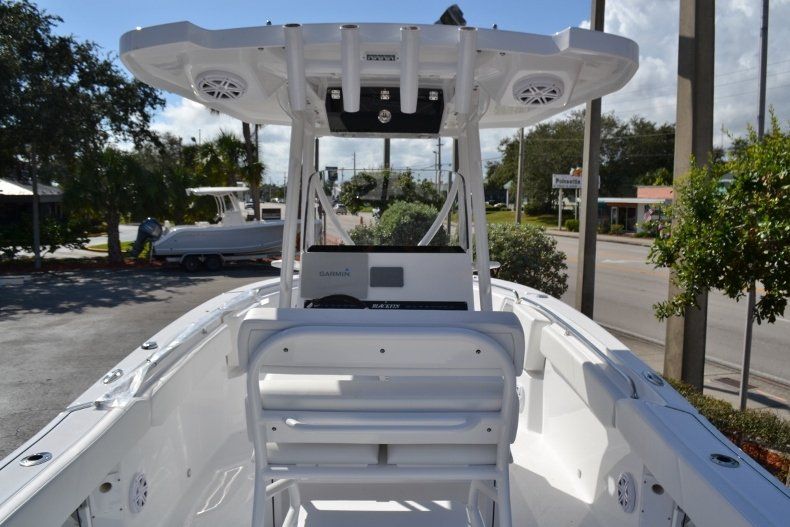 Thumbnail 10 for New 2019 Blackfin 242CC Center Console boat for sale in Fort Lauderdale, FL