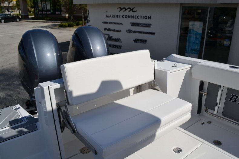 Thumbnail 21 for New 2019 Blackfin 242CC Center Console boat for sale in Fort Lauderdale, FL