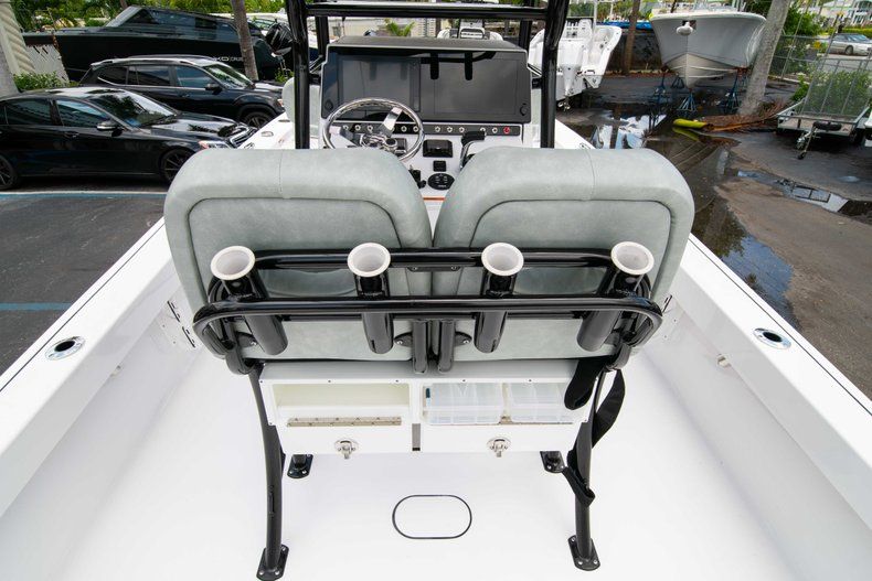 Thumbnail 19 for New 2019 Sportsman Masters 247 Bay Boat boat for sale in West Palm Beach, FL