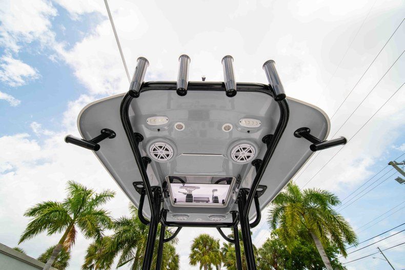 Thumbnail 30 for New 2019 Sportsman Masters 247 Bay Boat boat for sale in West Palm Beach, FL