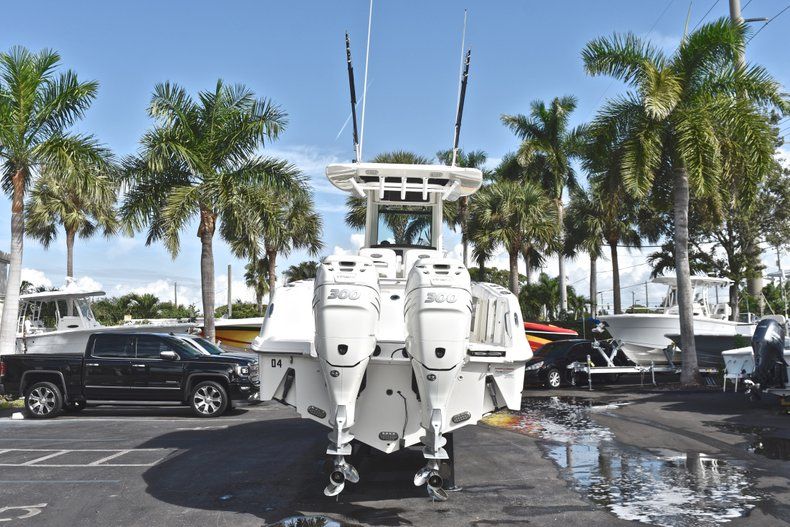 Thumbnail 6 for Used 2016 Boston Whaler 280 Outrage boat for sale in West Palm Beach, FL