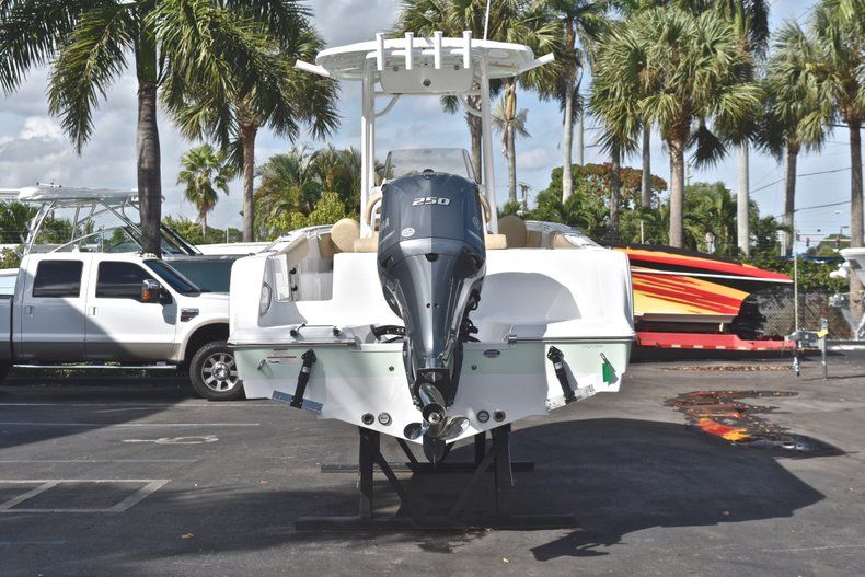 Thumbnail 6 for New 2019 Sportsman Open 232 Center Console boat for sale in Miami, FL