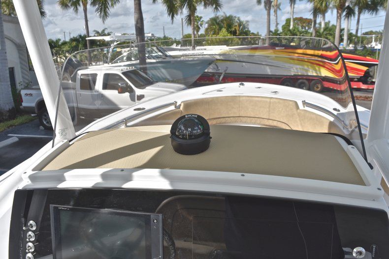 Thumbnail 27 for New 2019 Sportsman Open 232 Center Console boat for sale in Miami, FL