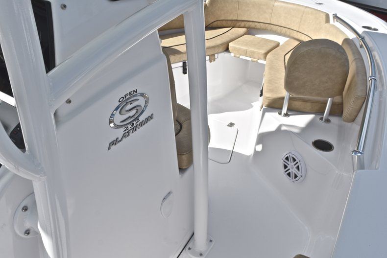 Thumbnail 39 for New 2019 Sportsman Open 232 Center Console boat for sale in Miami, FL