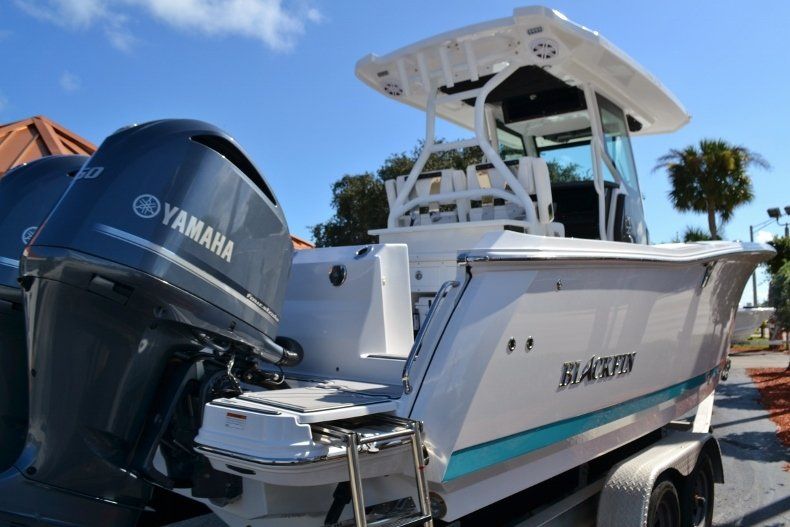Thumbnail 8 for New 2019 Blackfin 272CC Center Console boat for sale in West Palm Beach, FL