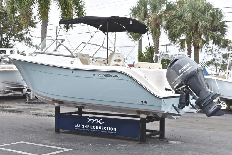 Thumbnail 5 for New 2019 Cobia 220 Dual Console boat for sale in Miami, FL