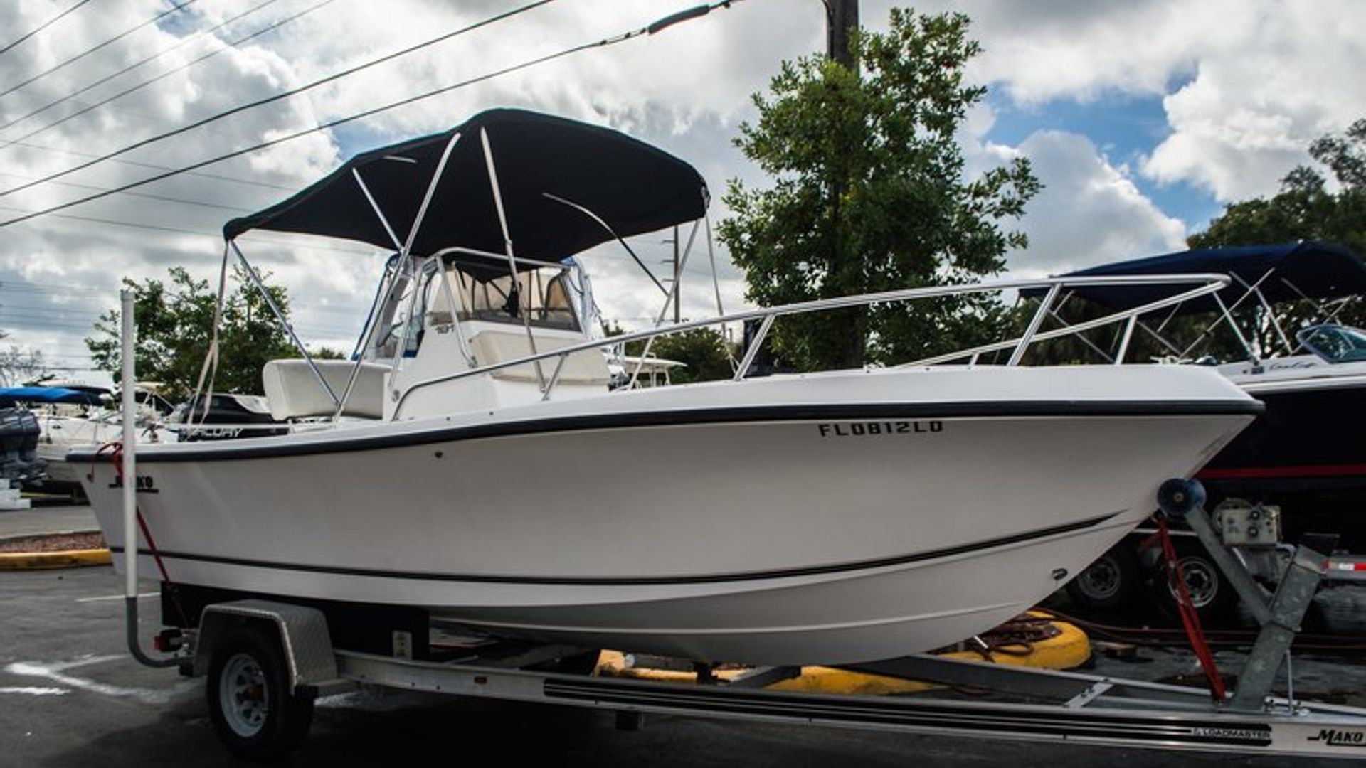 Used 2000 Mako 191 Center Console #0682 image 2