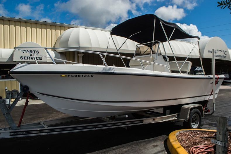 Thumbnail 2 for Used 2000 Mako 191 Center Console boat for sale in West Palm Beach, FL