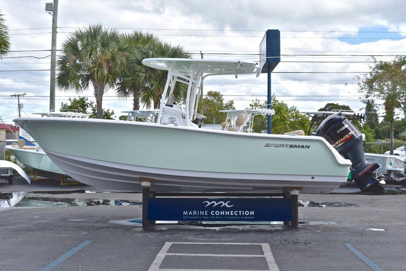 Thumbnail 4 for New 2019 Sportsman Heritage 231 Center Console boat for sale in Islamorada, FL