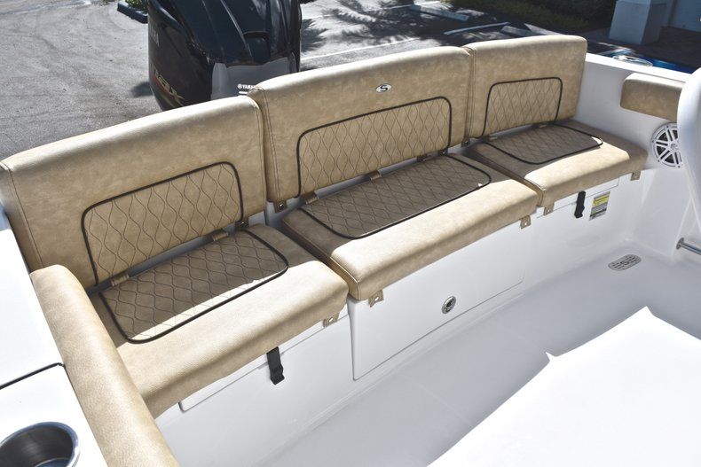 Thumbnail 11 for New 2019 Sportsman Heritage 231 Center Console boat for sale in Fort Lauderdale, FL