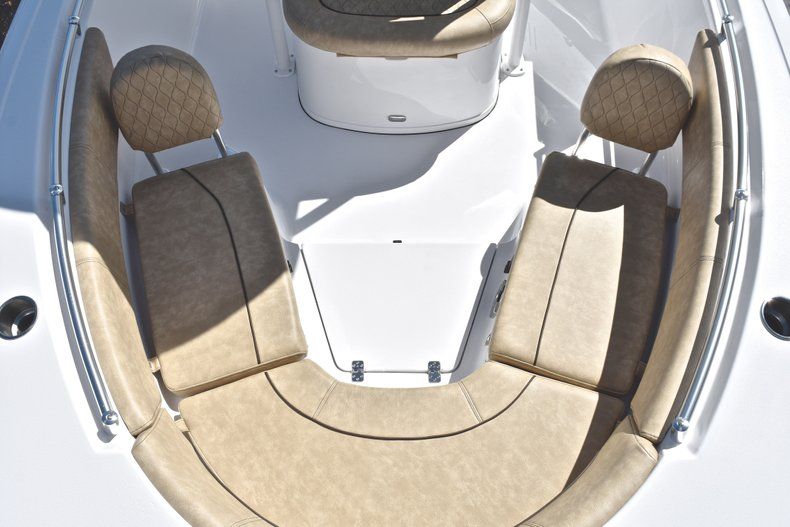 Thumbnail 21 for New 2019 Sportsman Heritage 231 Center Console boat for sale in Fort Lauderdale, FL