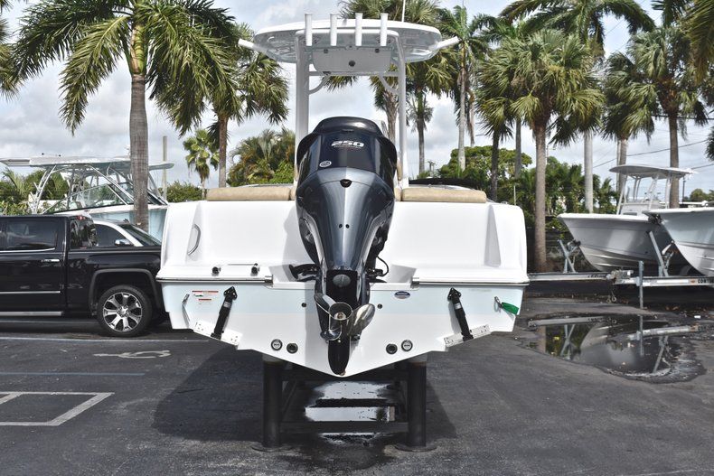 Thumbnail 6 for New 2019 Sportsman Heritage 231 Center Console boat for sale in Fort Lauderdale, FL