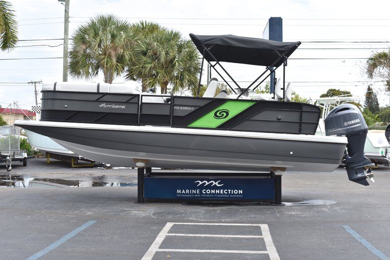 Thumbnail 4 for New 2019 Hurricane FunDeck FD 236 Wet Bar OB boat for sale in West Palm Beach, FL