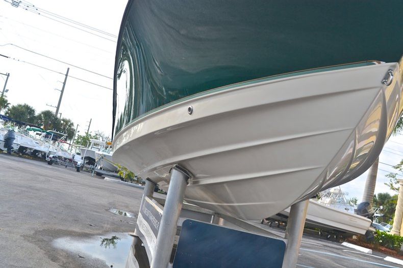Thumbnail 2 for Used 2002 Trophy 2103 Center Console boat for sale in West Palm Beach, FL