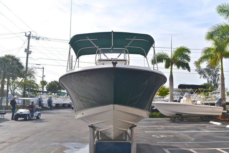 Thumbnail 12 for Used 2002 Trophy 2103 Center Console boat for sale in West Palm Beach, FL