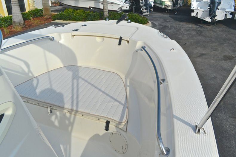 Thumbnail 74 for Used 2002 Trophy 2103 Center Console boat for sale in West Palm Beach, FL