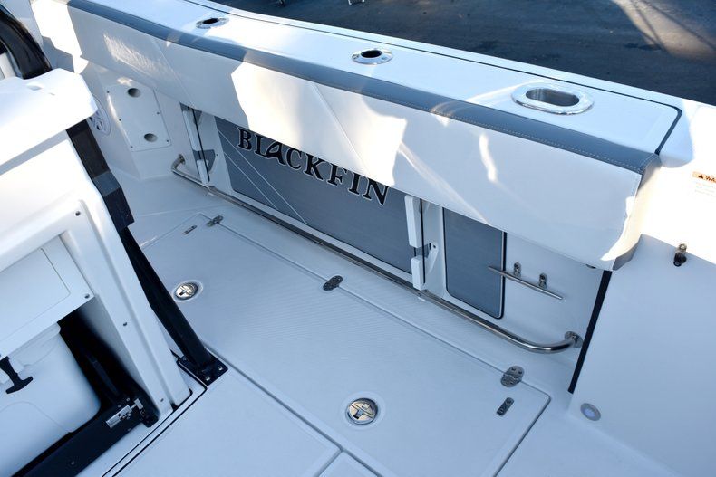 Thumbnail 23 for New 2019 Blackfin 272CC Center Console boat for sale in West Palm Beach, FL