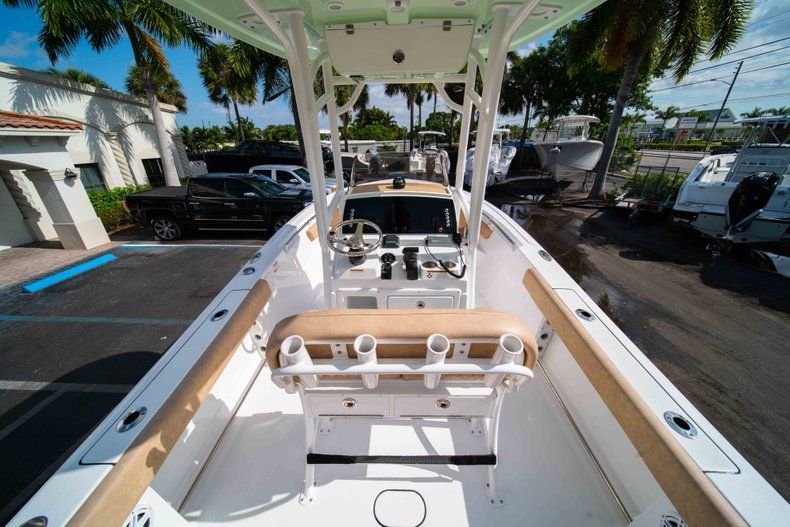 Thumbnail 9 for New 2019 Sportsman Heritage 211 Center Console boat for sale in Miami, FL