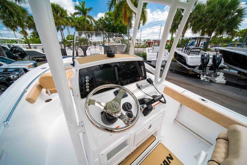 Thumbnail 23 for New 2019 Sportsman Heritage 211 Center Console boat for sale in Miami, FL