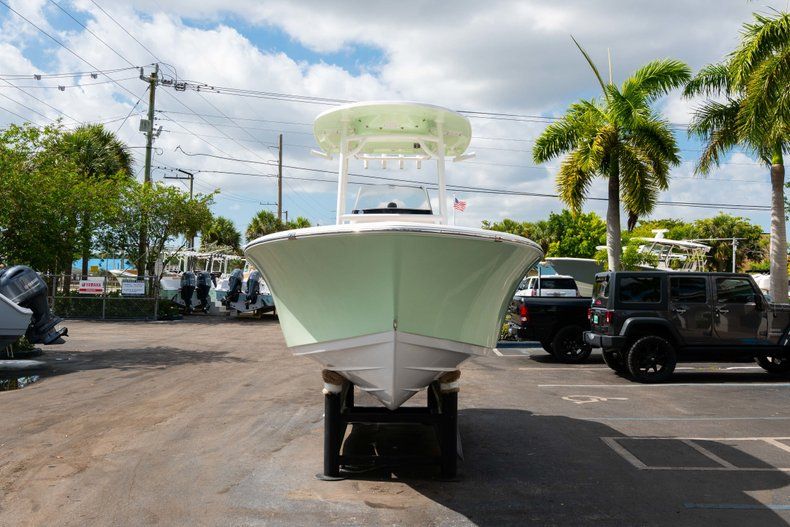 Thumbnail 2 for New 2019 Sportsman Heritage 211 Center Console boat for sale in Miami, FL