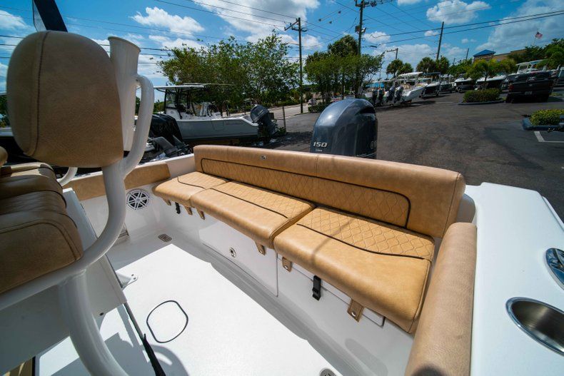 Thumbnail 15 for New 2019 Sportsman Heritage 211 Center Console boat for sale in Miami, FL