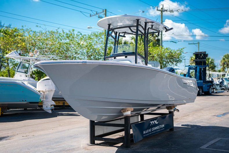 Thumbnail 3 for New 2019 Sportsman Open 212 Center Console boat for sale in West Palm Beach, FL