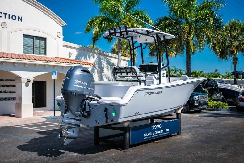 Thumbnail 7 for New 2019 Sportsman Open 212 Center Console boat for sale in West Palm Beach, FL