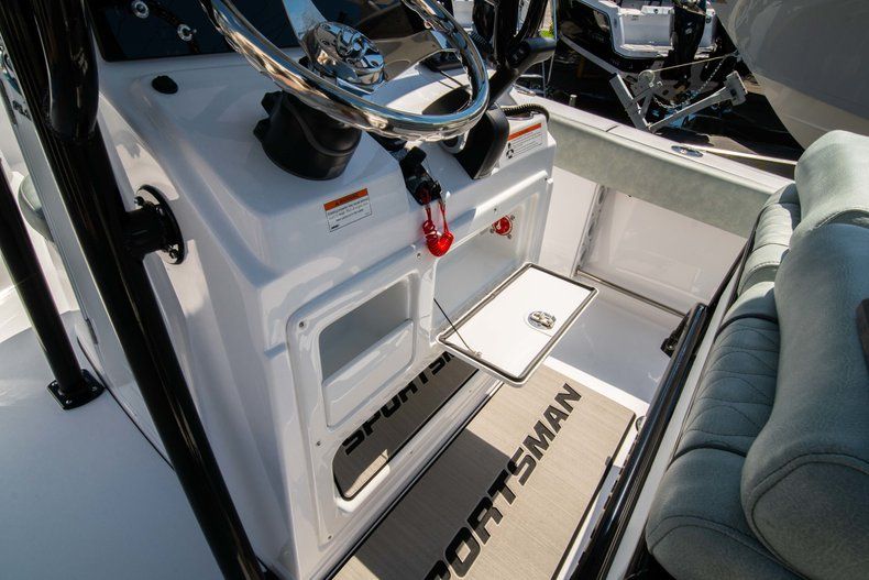 Thumbnail 18 for New 2019 Sportsman Open 212 Center Console boat for sale in West Palm Beach, FL