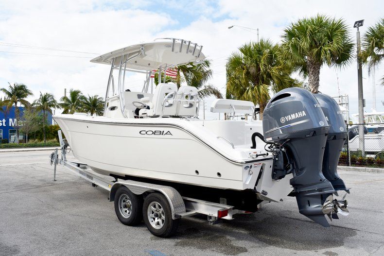 Thumbnail 7 for New 2019 Cobia 261 Center Console boat for sale in Vero Beach, FL